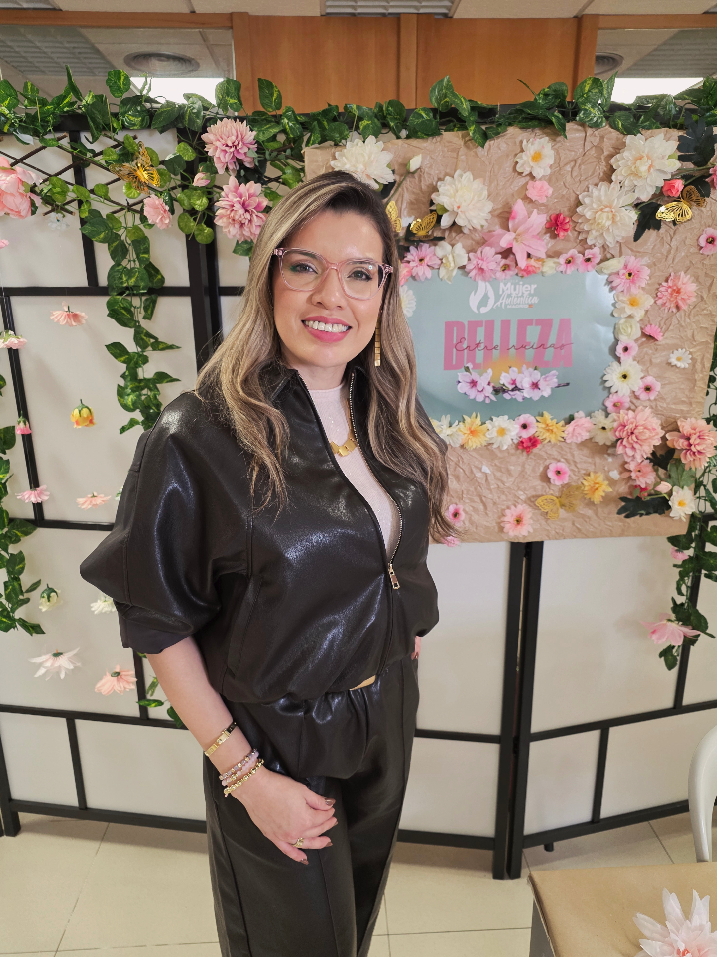 Pastora Cielo Mar en el evento Belleza entre ruinas